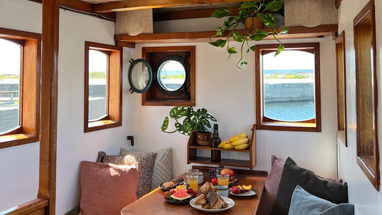 Varra Water - Unique Boat Accomodation - Bornholm Neksø Exteriér fotografie