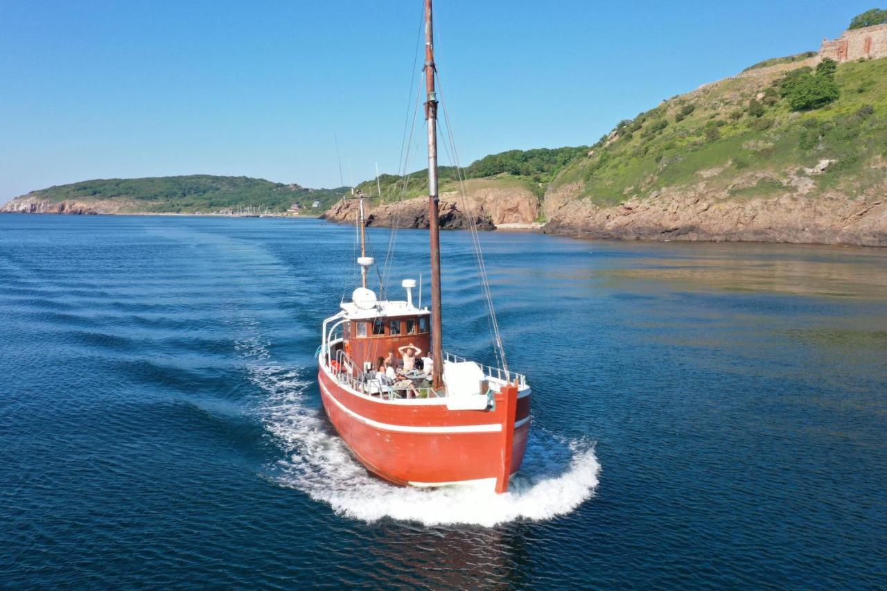 Varra Water - Unique Boat Accomodation - Bornholm Neksø Exteriér fotografie